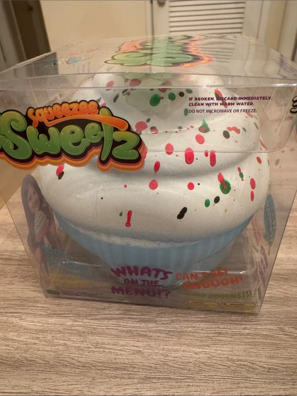 Cupcake Squeezee Scented Blue & White Squishy Toy